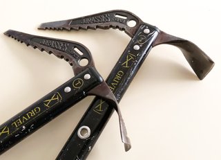 GRIVEL PIOLET MONTAÑISMO ALPINISMO ESCALAR CRAMPON