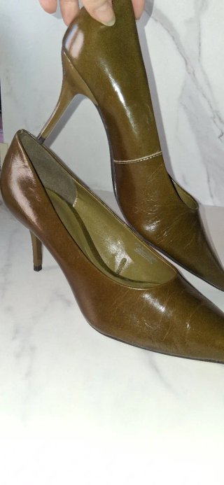 Décolleté Zara pelle verde militare