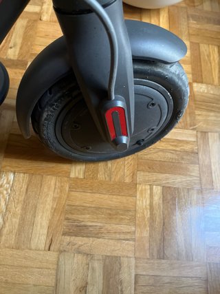 Patinete Xiaomi M365 con cargador ycasco incluido