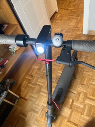 Patinete Xiaomi M365 con cargador ycasco incluido