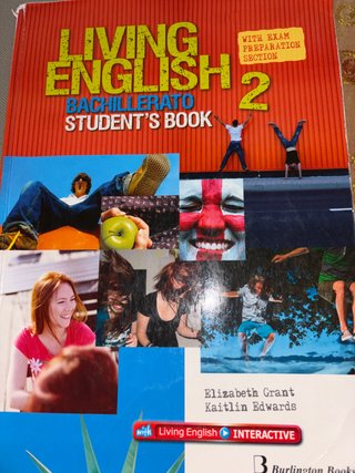 Living English 2 Bachillerato. Student's book