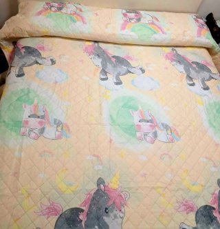 Colchas multiusos con unicornios