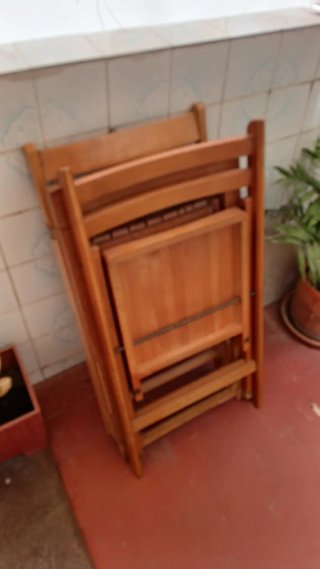 Sillas Plegables de Madera ( 3 und.)