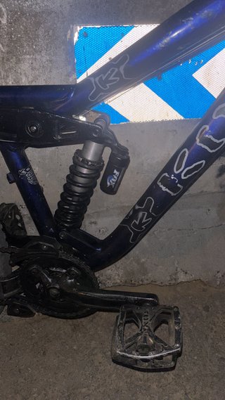 Kona Stinky talla M en muy buen estado. Bicicleta