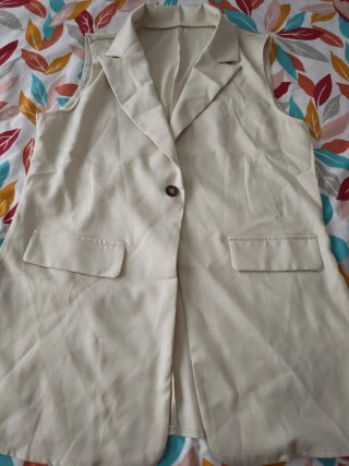 Traje de verano beige
