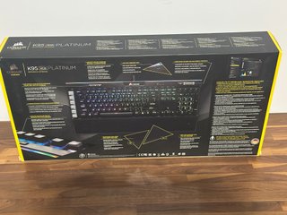 Teclado Corsair K95 RGB Platinum