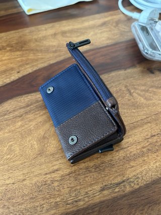Cartera Piquadro con Tarjetero