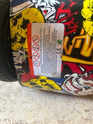 Hoverboard con diseño graffiti
