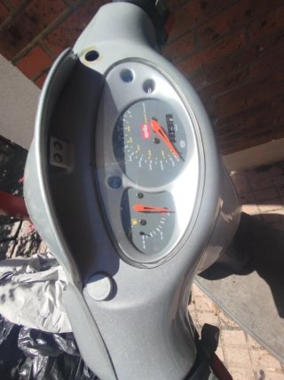 Aprilia Scarabeo Plata