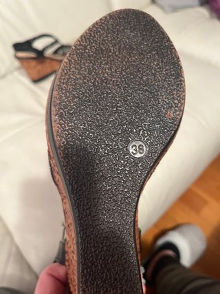 Sandalias encaje negro Talla 38
