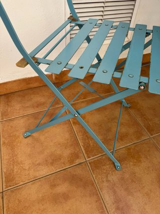 Mesa y 2 Sillas Plegables Metal Azul