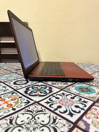 Portatil ASUS i5 • 8GB RAM • SSD 500GB Win 11 pro