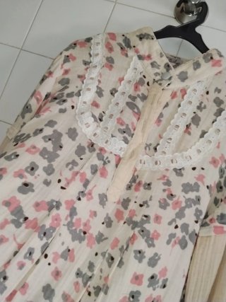 Blusa Beige y Rosa con Encaje