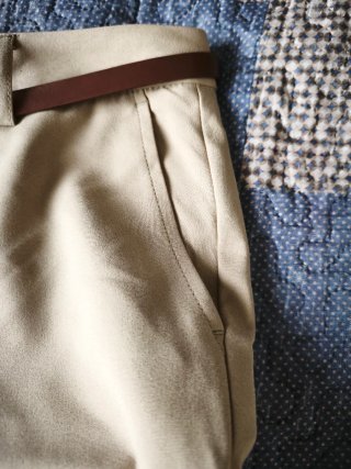Pantalón de verano beige