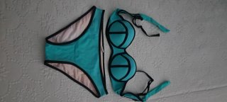 Bikini Teal con Ribete Negro