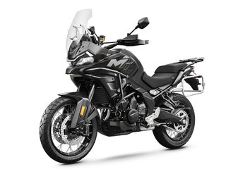 CF Moto MT 700 Adventure