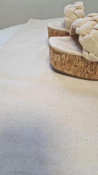 Sandalias cuña corcho y lino beige