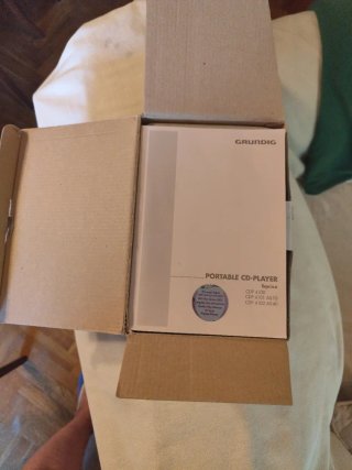 Discman Grundig Squixx Portátil