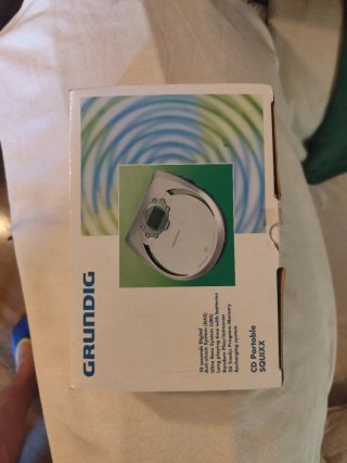 Discman Grundig Squixx Portátil