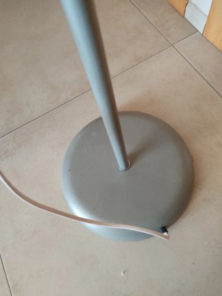 Lámpara de pie salón metal