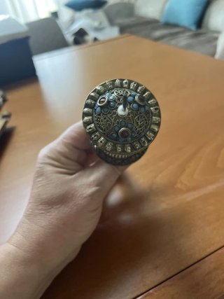 Ruota preghiera buddista tibetana antica