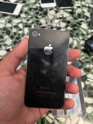 iPhone 4G 16GB Nero/Argento