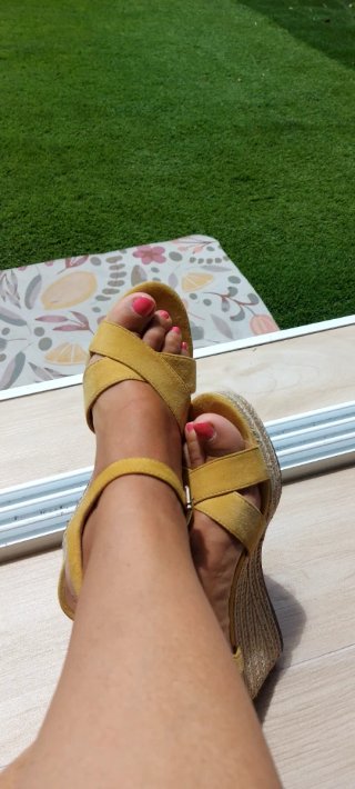 Sandalias Geox Amarillas