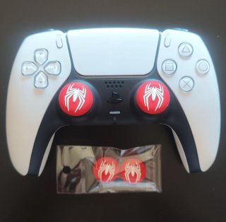 Grips Spiderman PS5 Rojo y Blanco