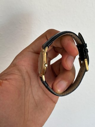 Reloj Seiko Vintage Dorado y Negro Años 90