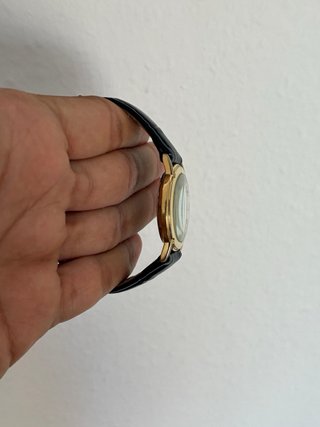 Reloj Seiko Vintage Dorado y Negro Años 90
