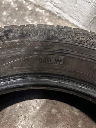Neumáticos ContiVanContact 205/65 R16C 107/105T