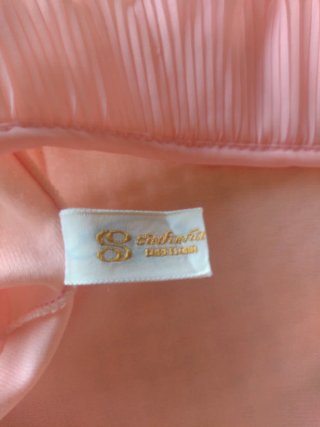 Camisón antiguo rosa con volantes