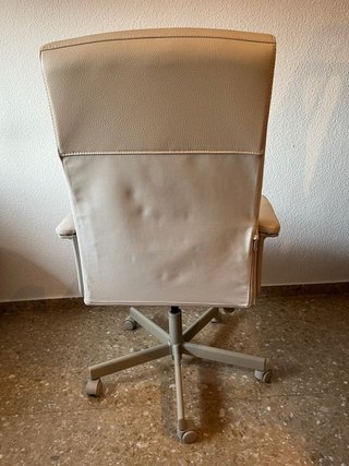 Silla giratoria IKEA MURUM beige
