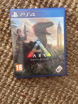 ARK Survival Evolved PS4
