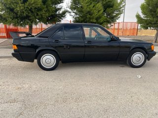 Mercedes-Benz 190 E 1.8