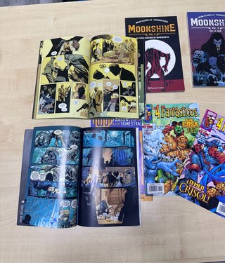 Pack Cómics (3 Tomos Novela Gráfica + 5 Grapa)