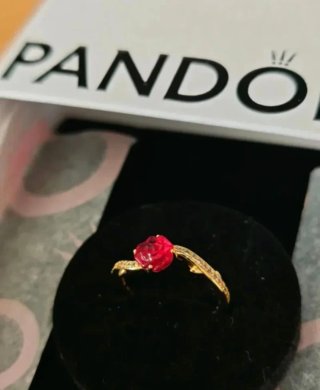 Anillo Pandora Rosa Bella y Bestia Disney