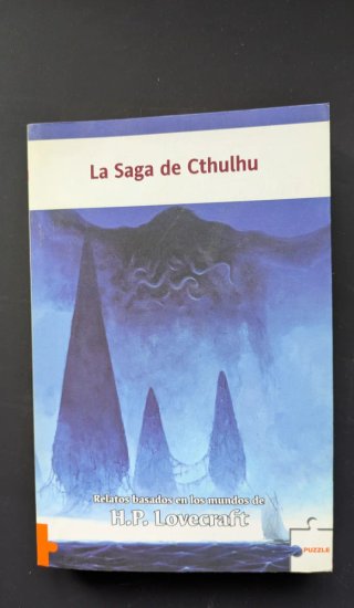 Dos libros de relatos de Lovecraft