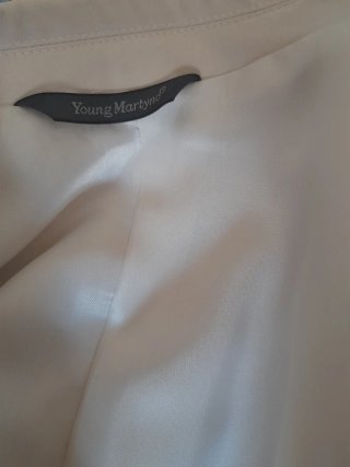 Traje de hombre blanco