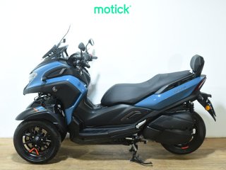 YAMAHA TRICITY 300