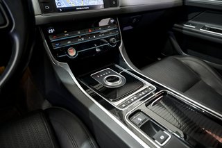 Jaguar XF 2.0D 132kW (180CV) Prestige Auto