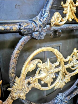Cabezal cama antiguo metal dorado pintado