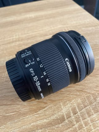 Canon EF-S 10-18mm f/4.5-5.6 IS STM Gran Angular