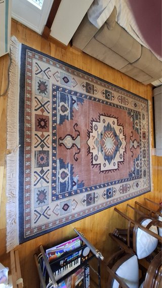Tappeto stile persiano blu e rosso