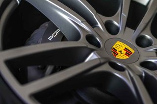 Porsche Cayenne E-Hybrid Coupé **Techo panorámico**