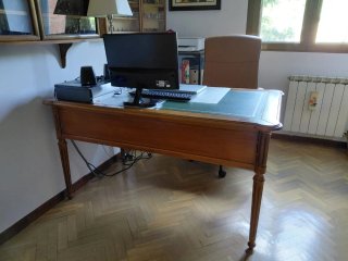 Escritorio inglés de madera