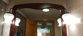 Mueble de baño madera y cristal