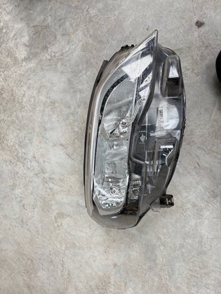 Faro Delantero Derecho Peugeot Expert 2019