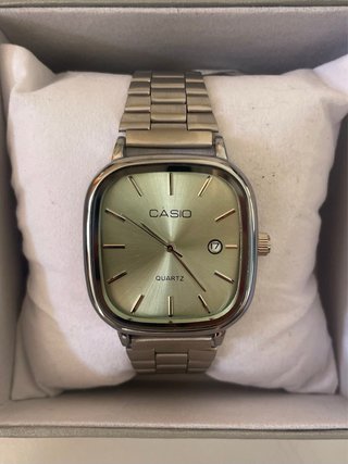 Reloj Casio Vintage Plateado y Verde Menta