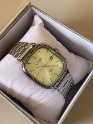 Reloj Casio Vintage Plateado y Verde Menta
